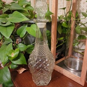 Vintage Anchor Hocking Decanter with stopper